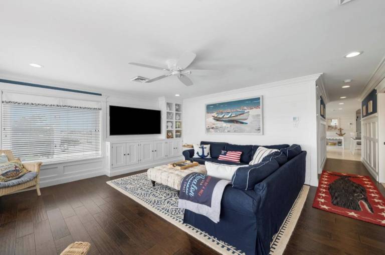 Condo Avalon