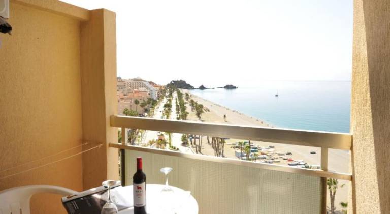 Charming apartment with pool | Next to the beach | Dogs allowed in Almunecar