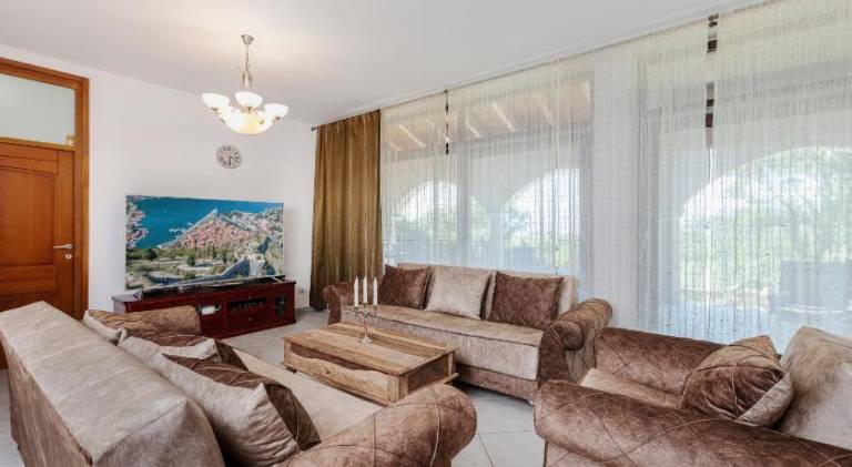 Villa Radanovici