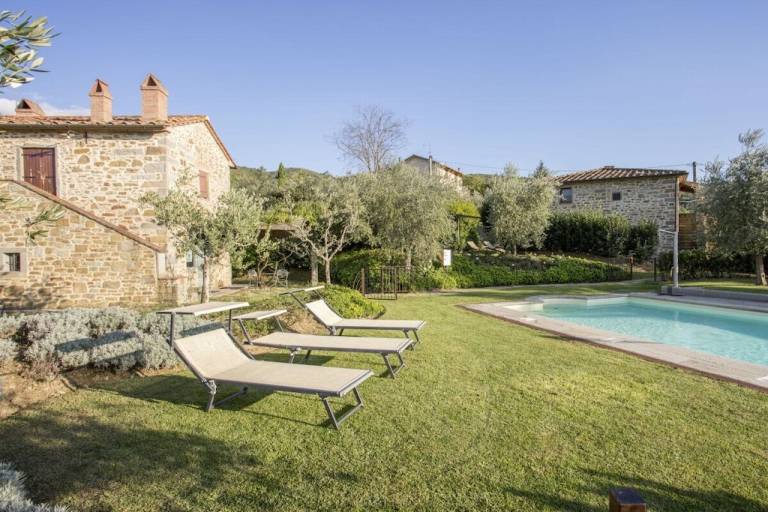 Voll ausgestattetes schönes Ferienhaus mit Terrasse, Grill und Garten | Haustiere sind willkommen