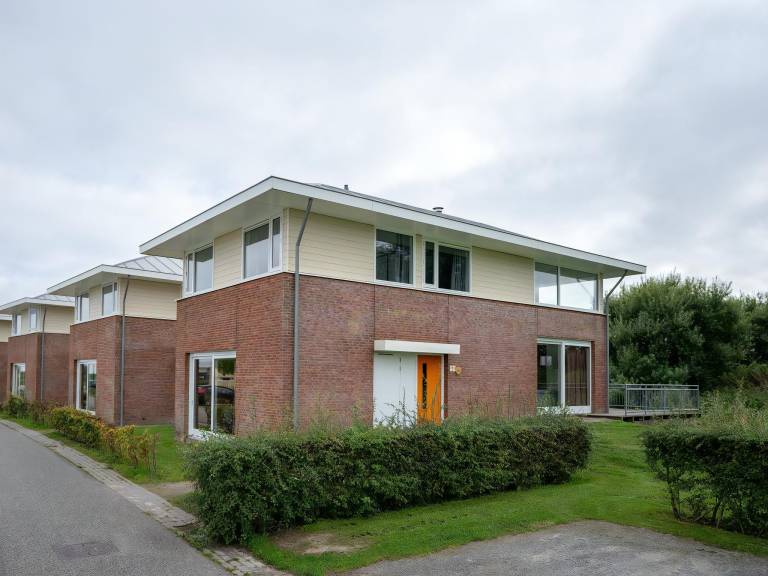 Huis  Nationaal Park Lauwersmeer
