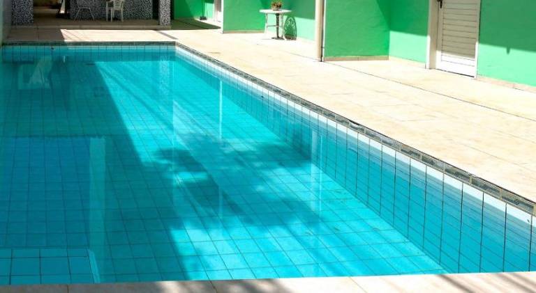 Apartment with private pool — photo 5
