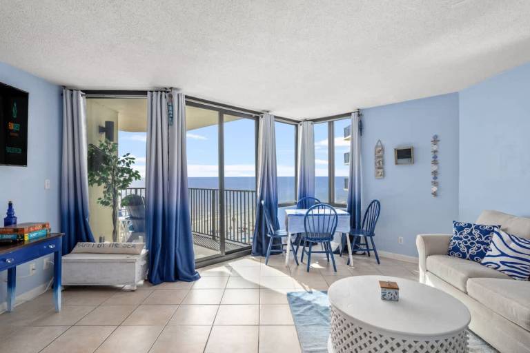 Sunbird 811E Beautiful Beachfront Getaway