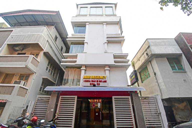 Super Collection O Avenue Regency Near Kalighat Kali Temple