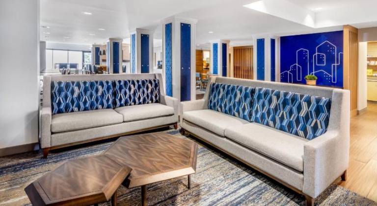 Holiday Inn Express - Colorado Springs - First & Main By IHG — photo 2
