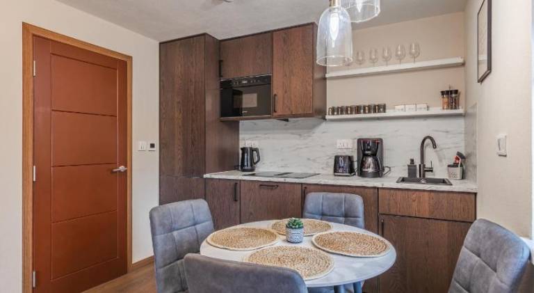 Apartment with 1 room for 4 persons — photo 2
