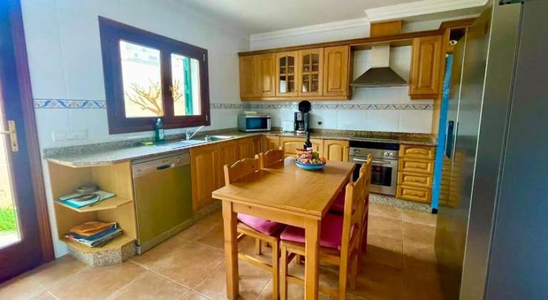 Fully equipped vacation home with private pool, grill & patio | Next to the beach | Dogs allowed — photo 2