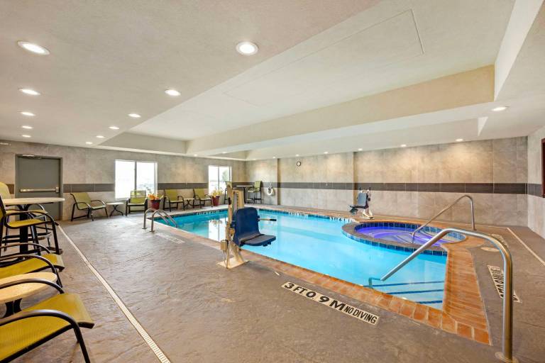 Best Western Plus Pratt — photo 4
