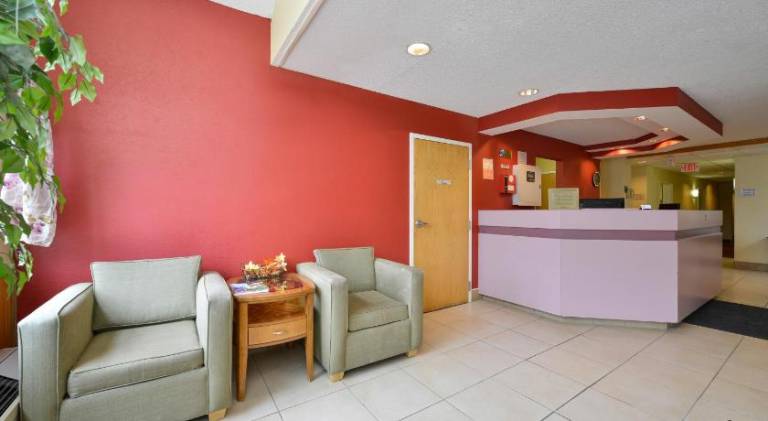 Americas Best Value Inn East Syracuse — photo 5