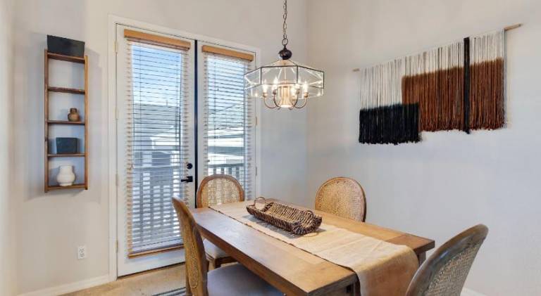 Rental apartment with pool & hot tub — photo 4