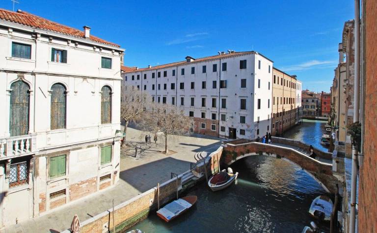 Rental apartment | Next to Rialto Bridge | Suitable for remote work | Pets are welcome in Venice