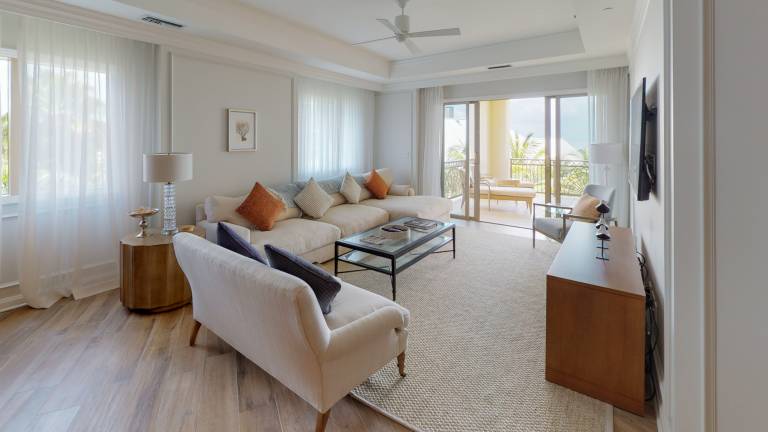 Sophisticated Ocean View Residence located at The Ritz-Carlton — photo 4