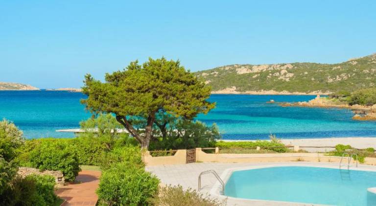 Rental apartment | Next to the beach | Pets are welcome in Arzachena