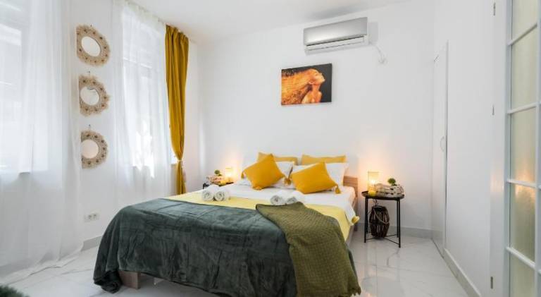 Apartment | Near Romanian Patriarchal Cathedral in Bucharest
