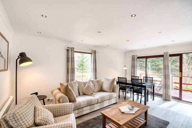 2 bedroom lodge with free WiFi and mountain view — photo 3
