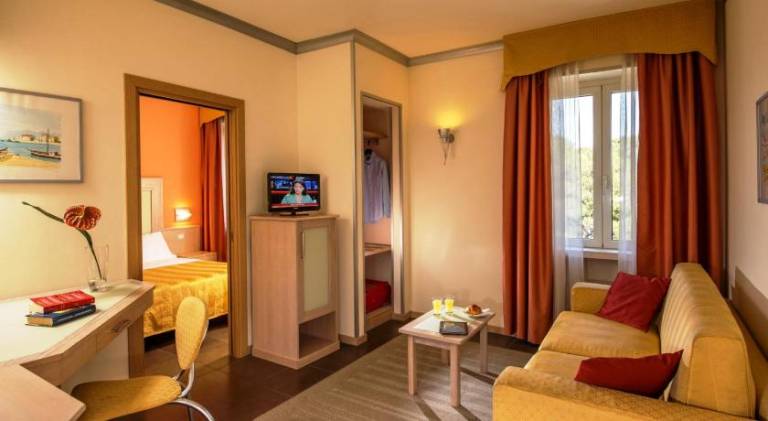 Hotel Mediterraneo — photo 2