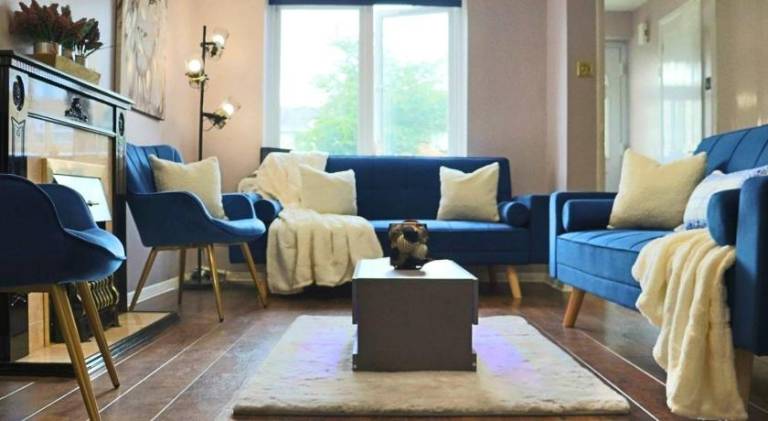 House | Suitable for remote work in Hayes