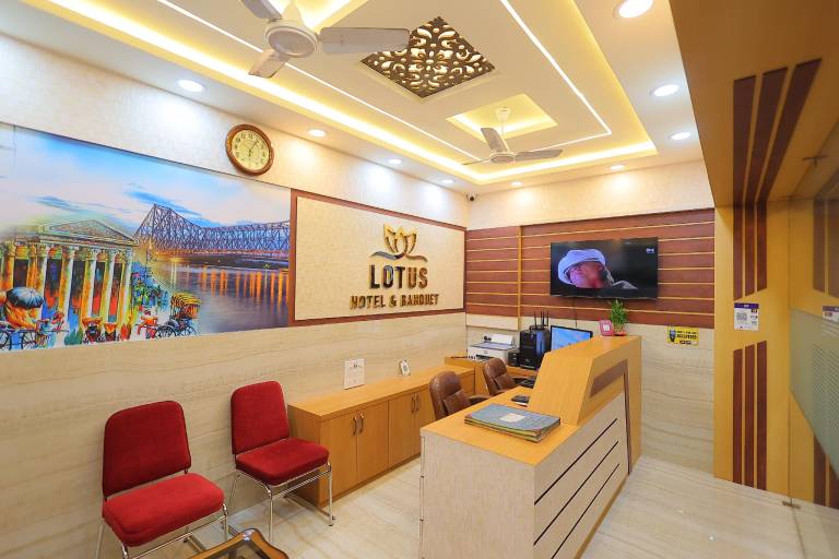 LOTUS HOTEL AND BANQUET — photo 3