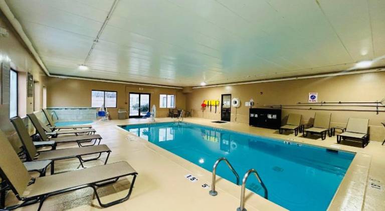 Comfort Suites Georgetown — photo 4