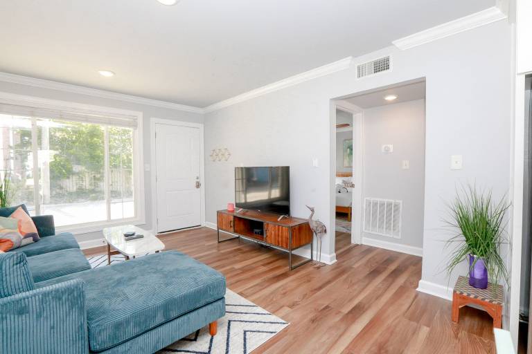 Family-oriented nice rental apartment with fast internet | Sea view | Beach nearby | Pets are welcome — photo 2