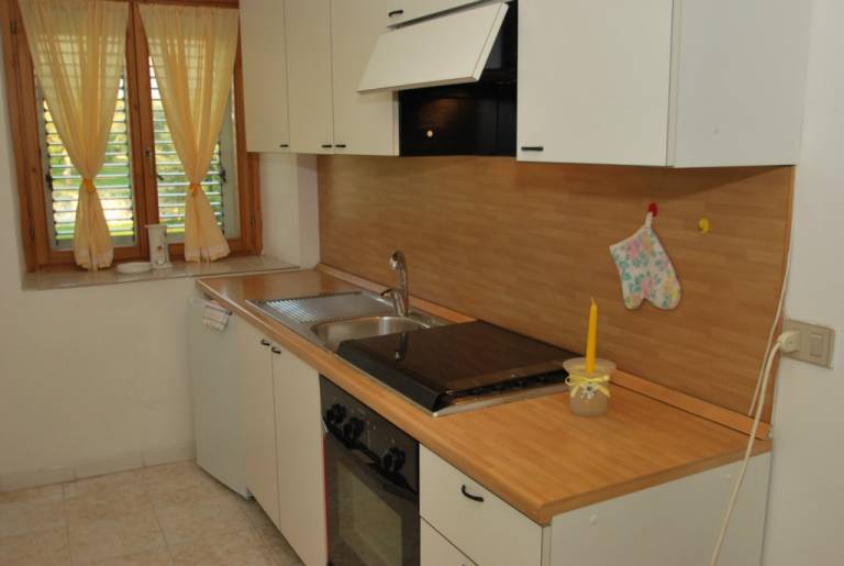 Family-oriented pleasant apartment with terrace, garden & pool | Pet-friendly — photo 5