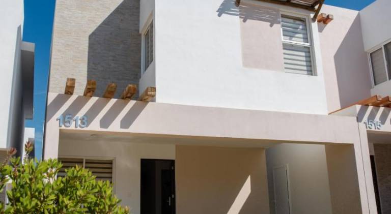 Vacation home with pool in Mazatlán