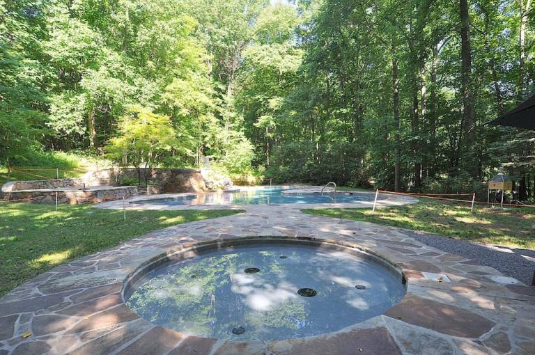 Cabin Berkeley Springs