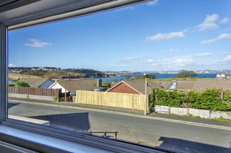 Fully equipped lovely vacation home with garden | Close to the beach | Pet-friendly — photo 3