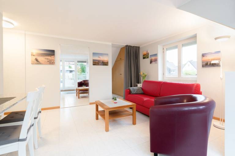 Strandnahe Ferienwohnung "Vittoria" in Scharbeutz mit großem Balkon. — photo 3