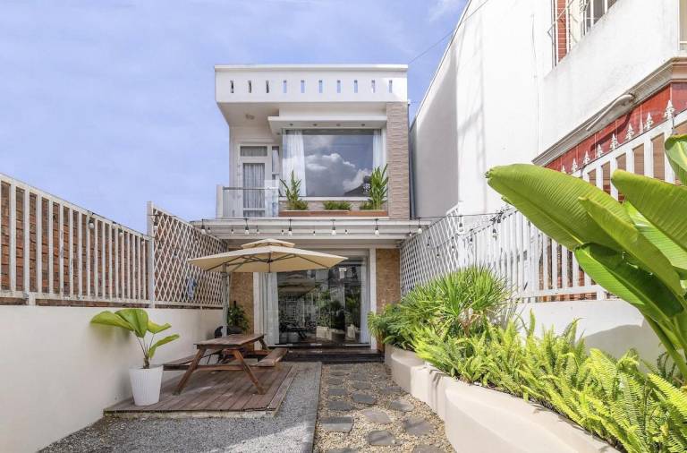 Nice vacation home with barbeque & garden | Good for workation | Dogs allowed in Da Lat
