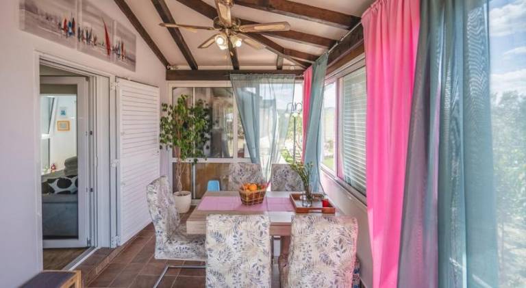 Vacation home with hot tub | Pets are welcome — photo 3