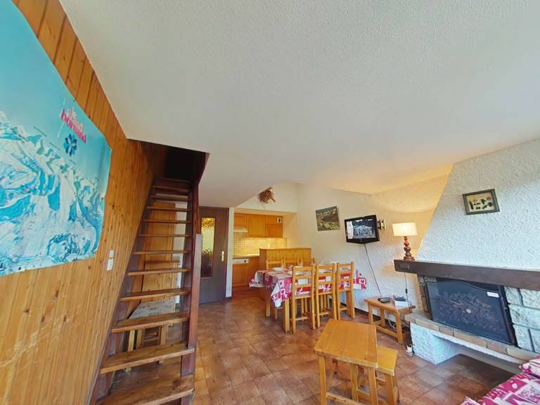Apartment with 2 rooms for 6 persons — photo 4