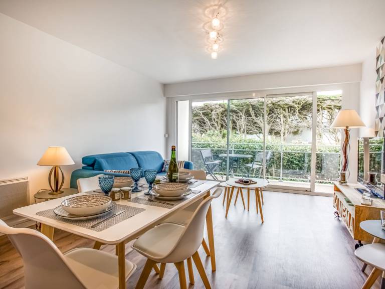 Fully equipped beautiful rental apartment with terrace & garden | Beach nearby | Pet-friendly — photo 2