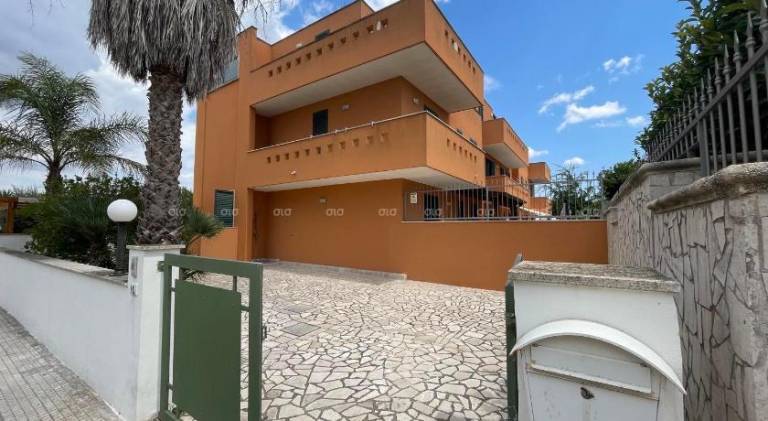 Holiday apartment with 2 rooms for 5 persons in Nardò