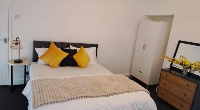 Apartment with 1 room for 5 persons — photo 2