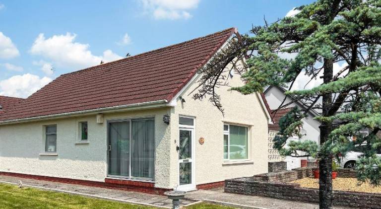 House with 2 rooms for 4 persons in Cardiff