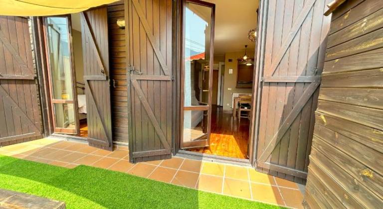 Holiday apartment with patio — photo 3