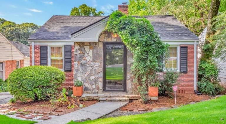 Vacation home with 2 rooms for 4 persons in Atlanta, GA