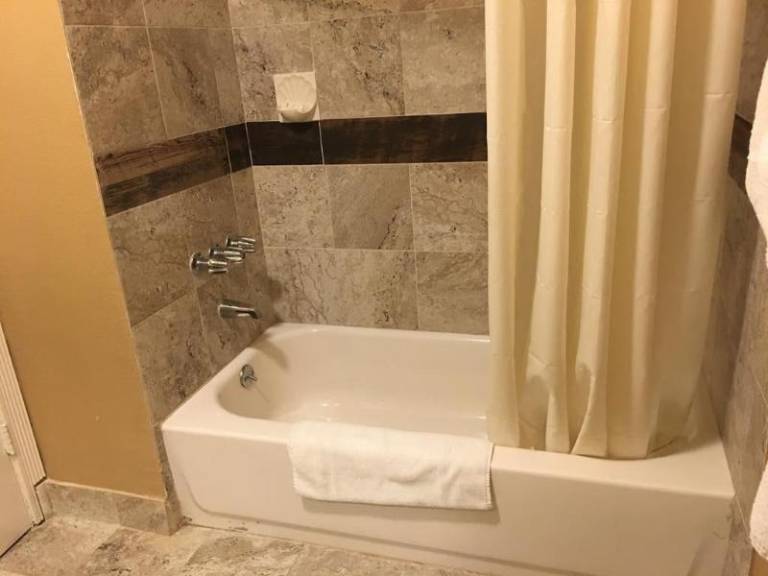 Budget Inn Laxlawndale — photo 4