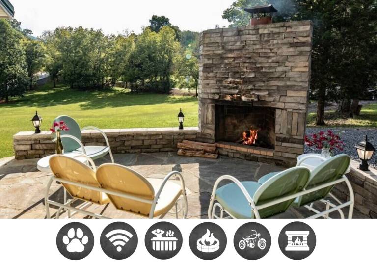 House with private pool & terrace in Sevierville, TN