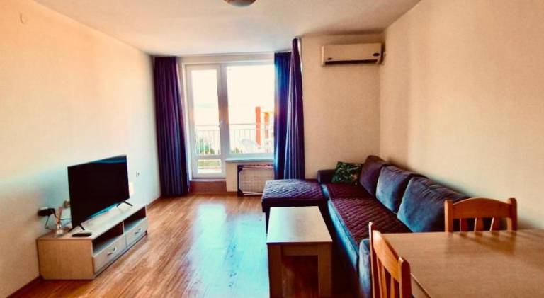 Holiday apartment with private pool & garden | Pet-friendly — photo 2