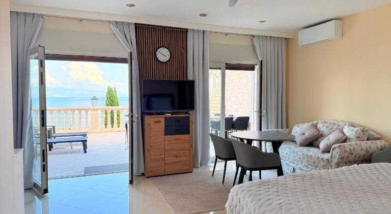 Charming holiday apartment with pool | Pets are welcome — photo 2