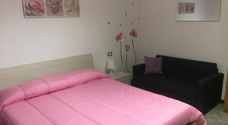 Charming rental apartment with terrace & garden | Next to the beach | Dogs allowed in Grottammare