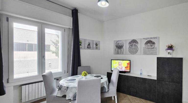 Apartment with 2 rooms for 5 persons — photo 5