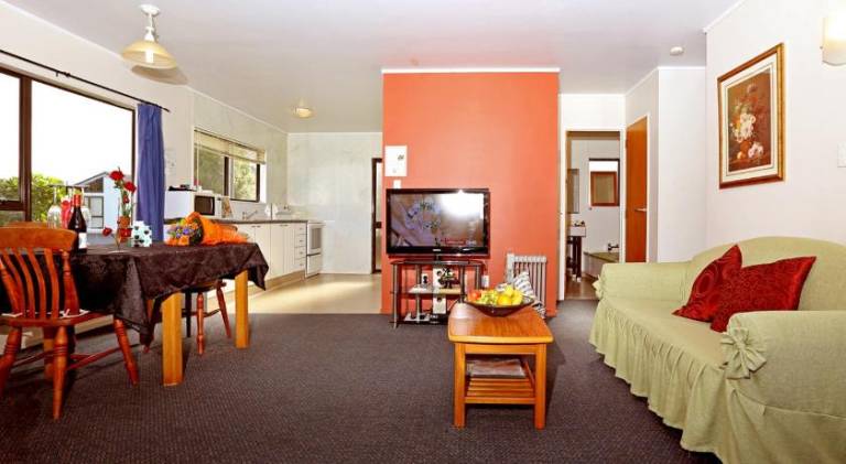 Waiuku Lodge Motel in Auckland