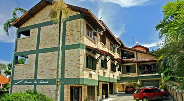 Apartment with barbecue in Bombinhas