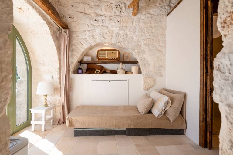 Trullo 'Pagliaio' with Shared Pool, Wi-Fi and Air Conditioning — photo 3