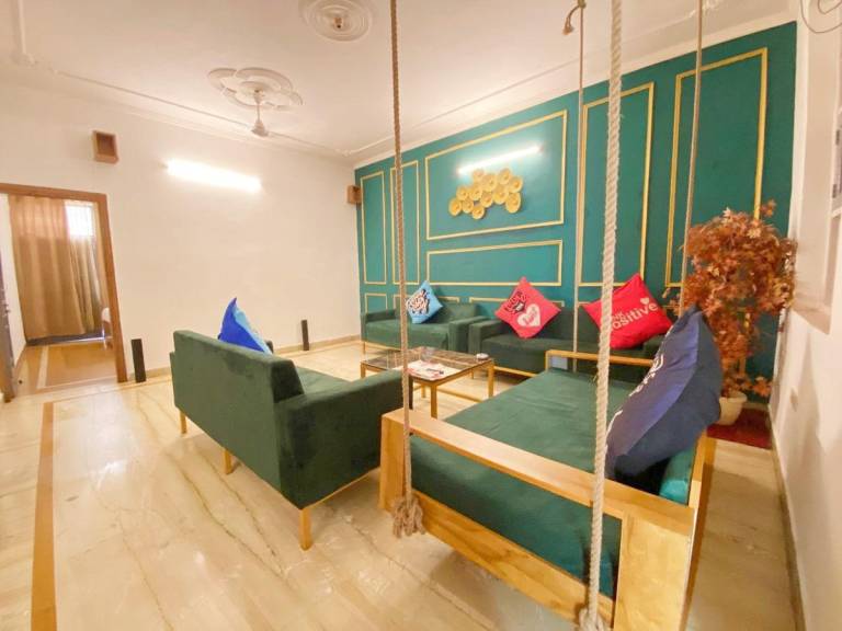 Vacation home | Dogs allowed in Noida