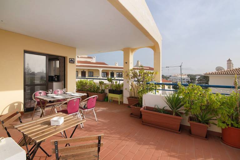 Charming holiday apartment with patio, barbeque & garden | Sea view | Close to the beach | Suitable for remote work | Pet-friendly — photo 3