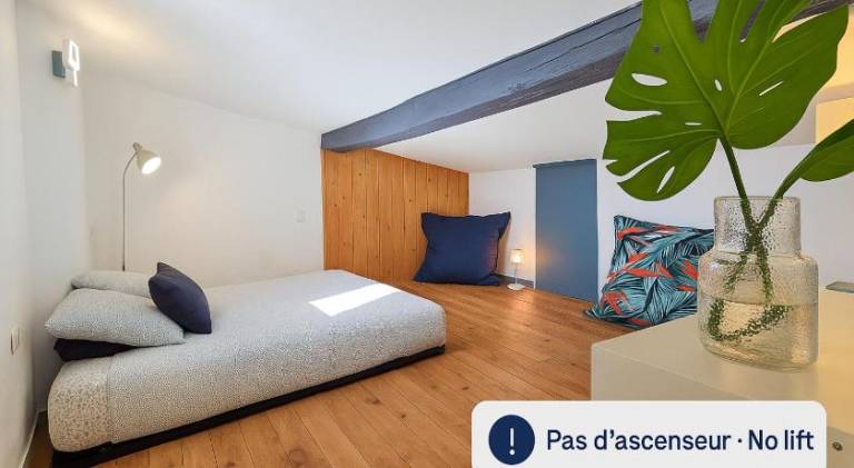 Holiday apartment with 1 room for 2 persons in La Seyne-sur-Mer